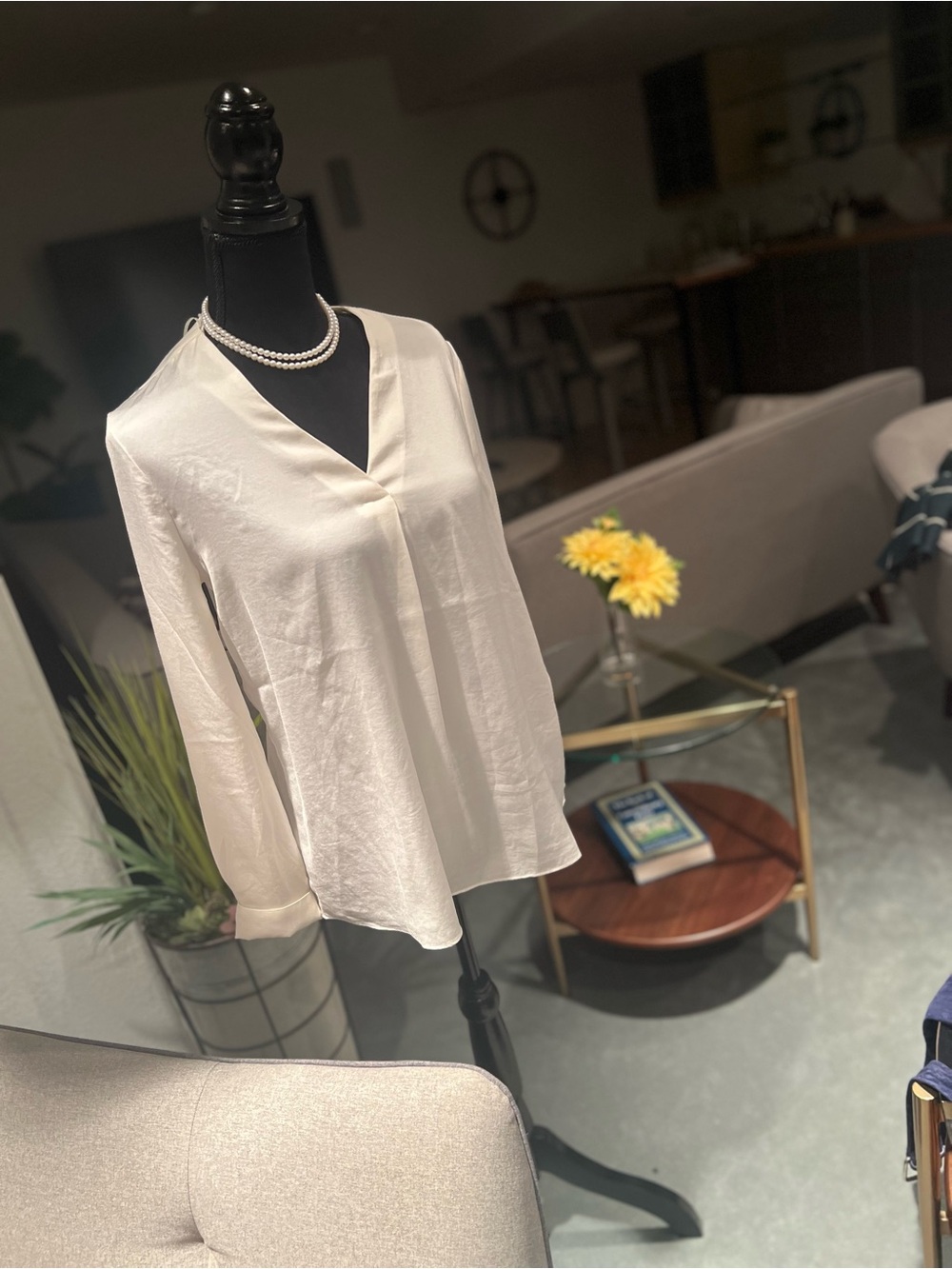 Banana Republic Ivory V-Neck Blouse